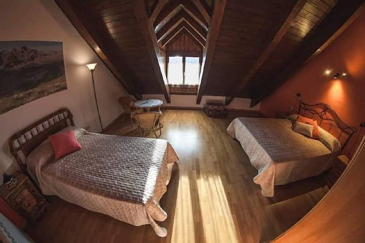 Sonderangebot - Landhaus (Vollvermietung) Rincón de Bachatos in Biescas, Aragonesische Pyrenäen