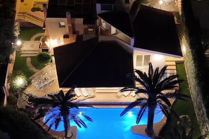 NeaVilla,für 11 Personen,Swimmingpool, Panoramaterrasse,70Mt vom Strand entfernt in Maladroxia, Sant'Antioco Stadt