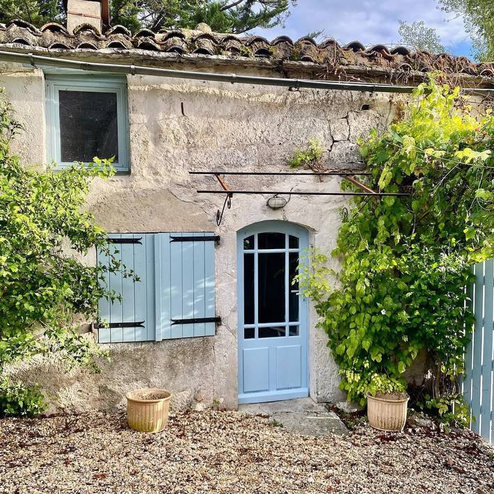 Gîte pour 6 personnes, avec piscine ainsi que terrasse et jardin, adapté aux familles à Caylus - 2