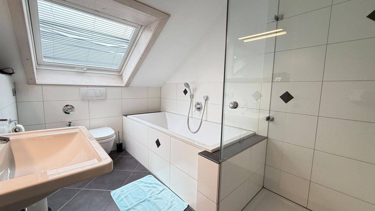 Ganze Ferienwohnung, Ferienwohnung für 5 Personen (100 m²) in Uhldingen-Mühlhofen in Unteruhldingen, Uhldingen-Mühlhofen