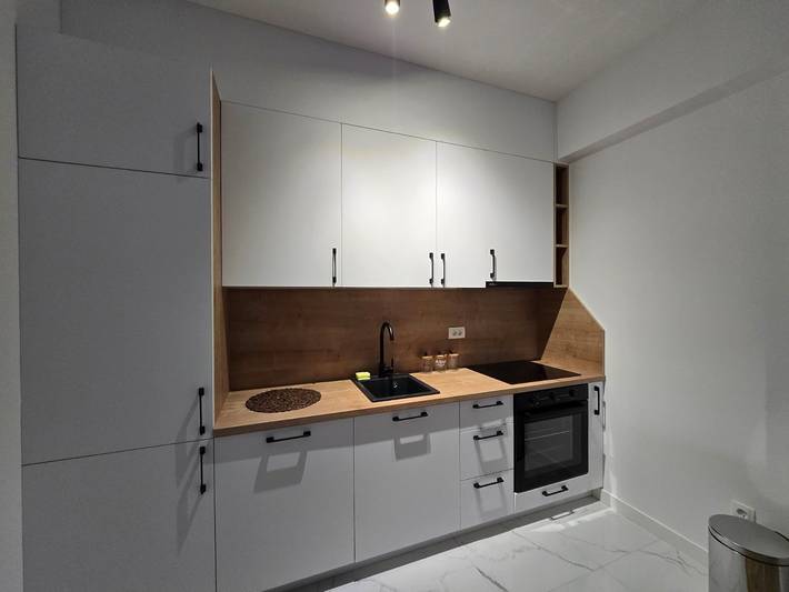 Ferienwohnung für 4 Personen, mit Balkon in Bar
