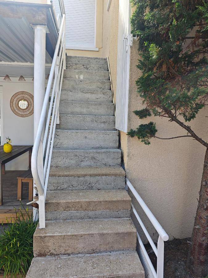 Gîte pour 4 personnes, avec terrasse dans Plage Saint-Martin - 2