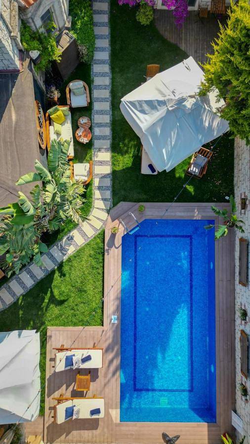 Hotel für 2 Personen, mit Garten und Pool sowie Whirlpool - 1