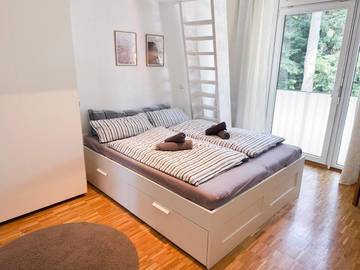 Ferienwohnung für 6 Personen, mit Garten in Hürth