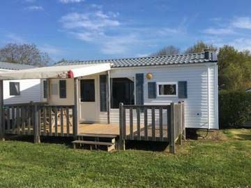 Camping pour 4 personnes, avec terrasse et piscine à Sarzeau