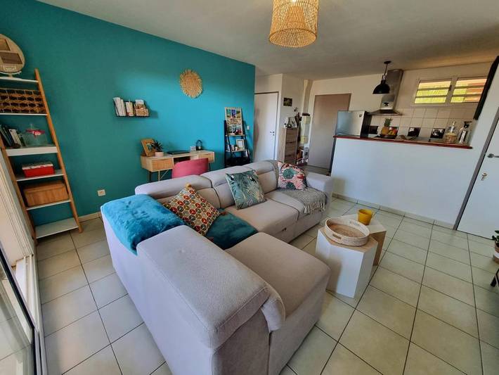 Gîte pour 4 personnes, avec terrasse et vue à Saint Gilles les Hauts - 3