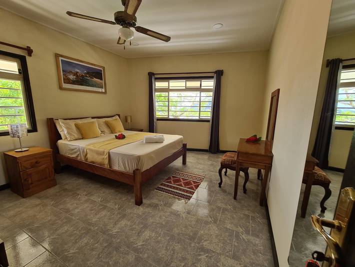 Location de vacances pour 6 personnes, avec terrasse aux Seychelles - 2