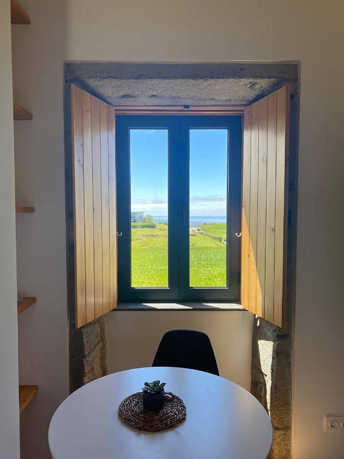 Suite with Sea View in São Miguel Island, Algarvia