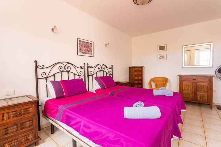 Stunning 4 bed villa with private heated pool and sea views, Golf Del Sur in Oasis del Sur, San Miguel de Abona