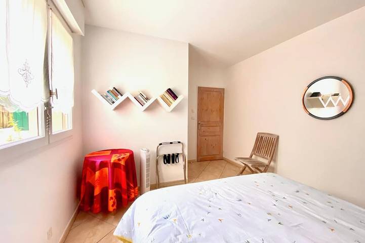 Ganze Wohnung, Appt im Erdgeschoss. Spektakuläre Aussicht auf den See von Annecy und die Berge in Talloires-Montmin, Annecy und Umgebung