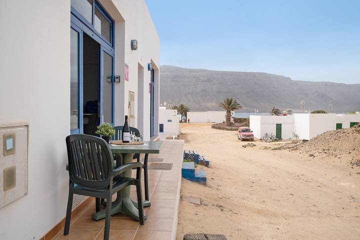 Casa de vacaciones 'Apartamento Callao, La Graciosa' con vistas al mar y Wi-Fi in La Graciosa, Parque Natural Archipiélago Chinijo