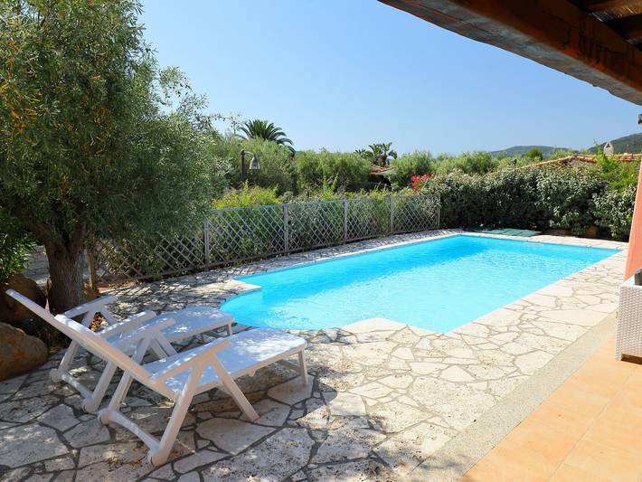 Ville San Pietro in Castiadas, Cagliari e Dintorni