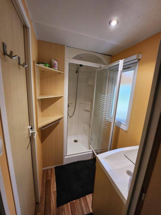 Mobile Home in Saint-Chéron, Essonne