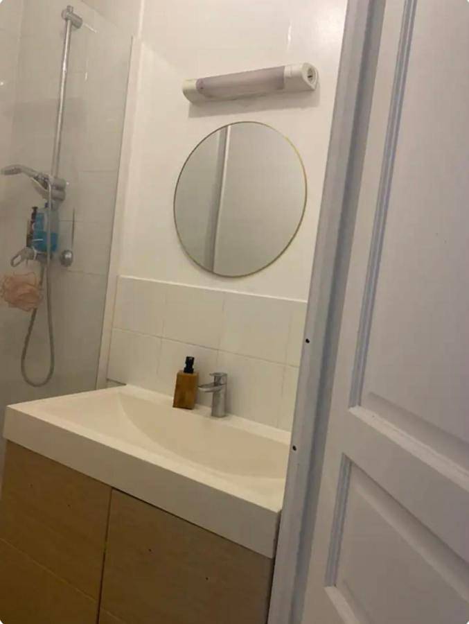 Appartement entier, One-Bedroom Apartment in Montataire, Oise