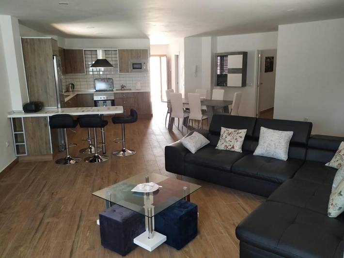 Apartamento para 4 personas, con Terraza además de Jardín y Vistas en La Arena
