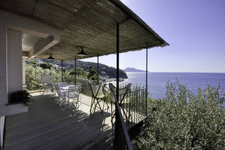 Casa vacanza per 5 persone, con terrazza in Massa Lubrense