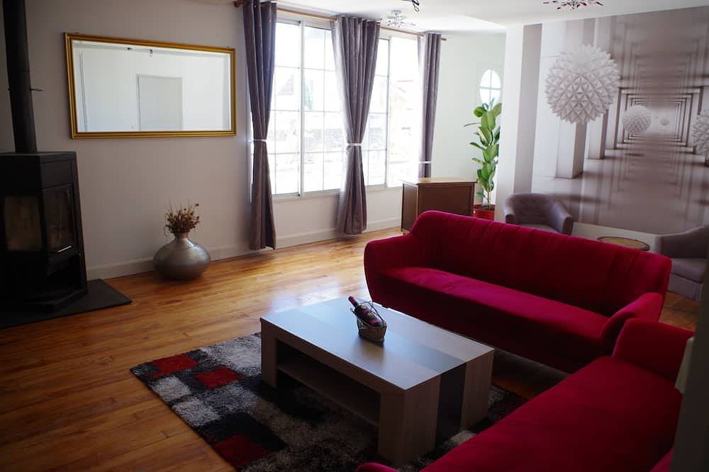 Elizondoa House 3 >> in Masparraute, Bayonne region