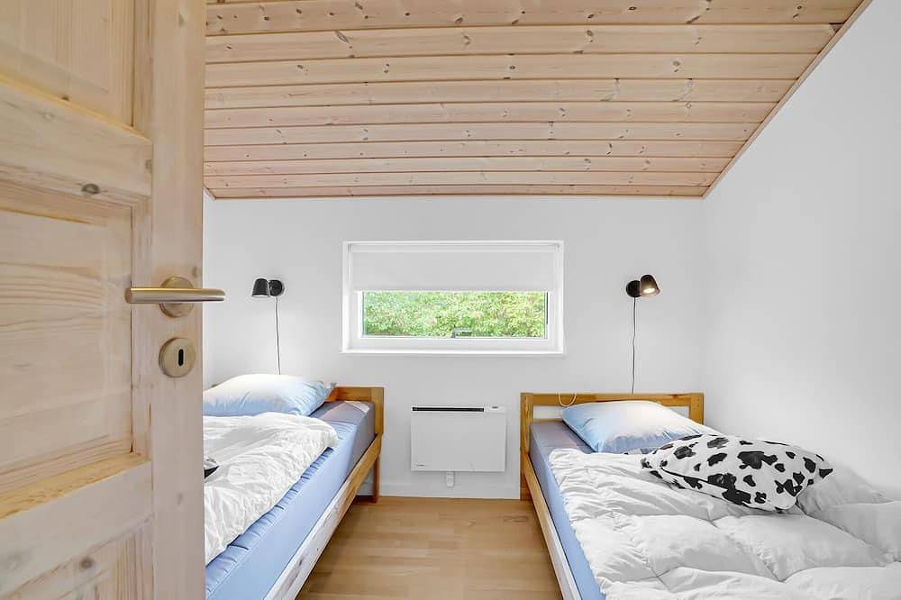 Tolles Haus in Hadsund mit Sauna in Als Odde, Helberskov