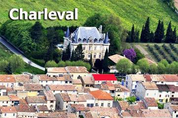 Gîte pour 4 personnes, avec vue et piscine à Charleval