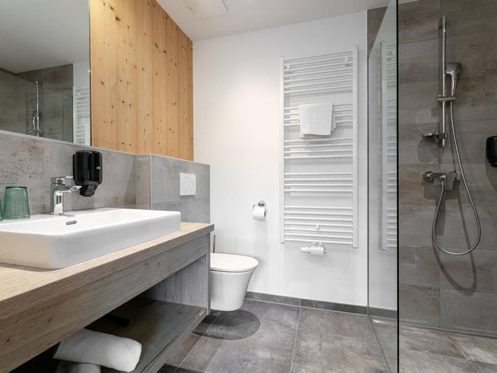 Ganze Wohnung, Wohnung mit Sauna und Süd-West-Terrasse in Haus, Schladming-Dachstein