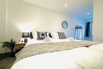 Apartment for 2 People in Wakefield, West Yorkshire, Photo 2