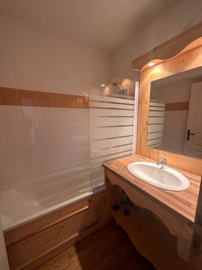 Gîte pour 4 personnes, animaux acceptés dans Office de Tourisme de Chamrousse - 3