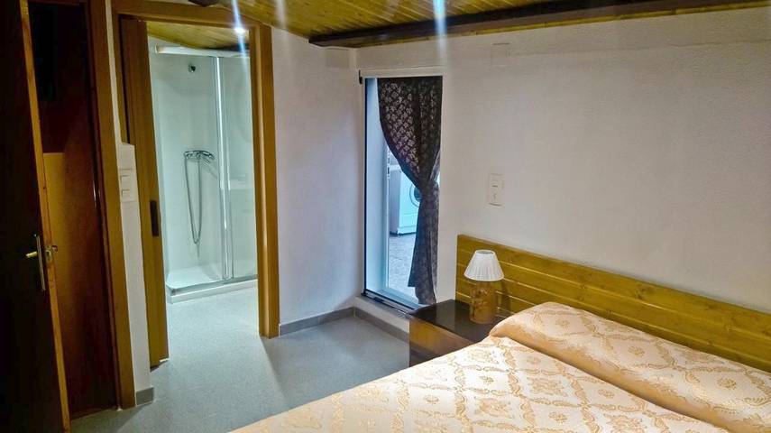 Casa rural para 6 personas, con terraza y vistas, Se admiten mascotas en Parc Natural de la Tinença de Benifassà - 2