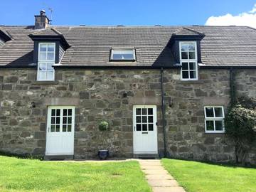 Gîte pour 5 personnes, avec vue et jardin à Stonehaven