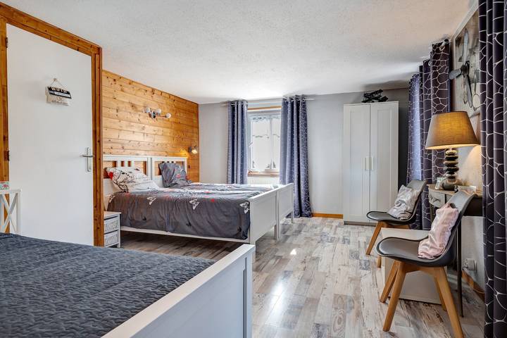 Guesthouse “Goéland Room” with Shared Terrace, Garden and Wi-Fi in Gerbépal, Parc naturel régional des Ballons des Vosges