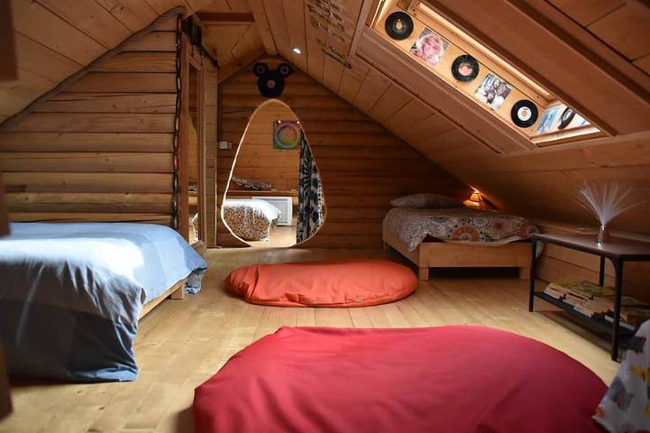 Gîte pour 11 personnes, avec balcon dans Lac de Charmes - 4