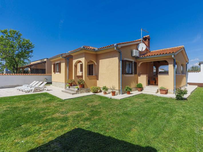 Ferienhaus für 5 Personen, mit Terrasse in Fazana