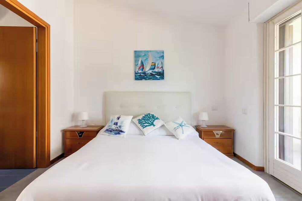 Magnificent Villa in Fregene in Fregene, Provincia de Roma