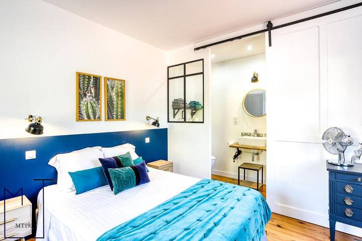 Maison d’hôte pour 2 personnes, avec jardin et piscine ainsi que vue et terrasse dans Parc Naturel Régional du Pilat - 2