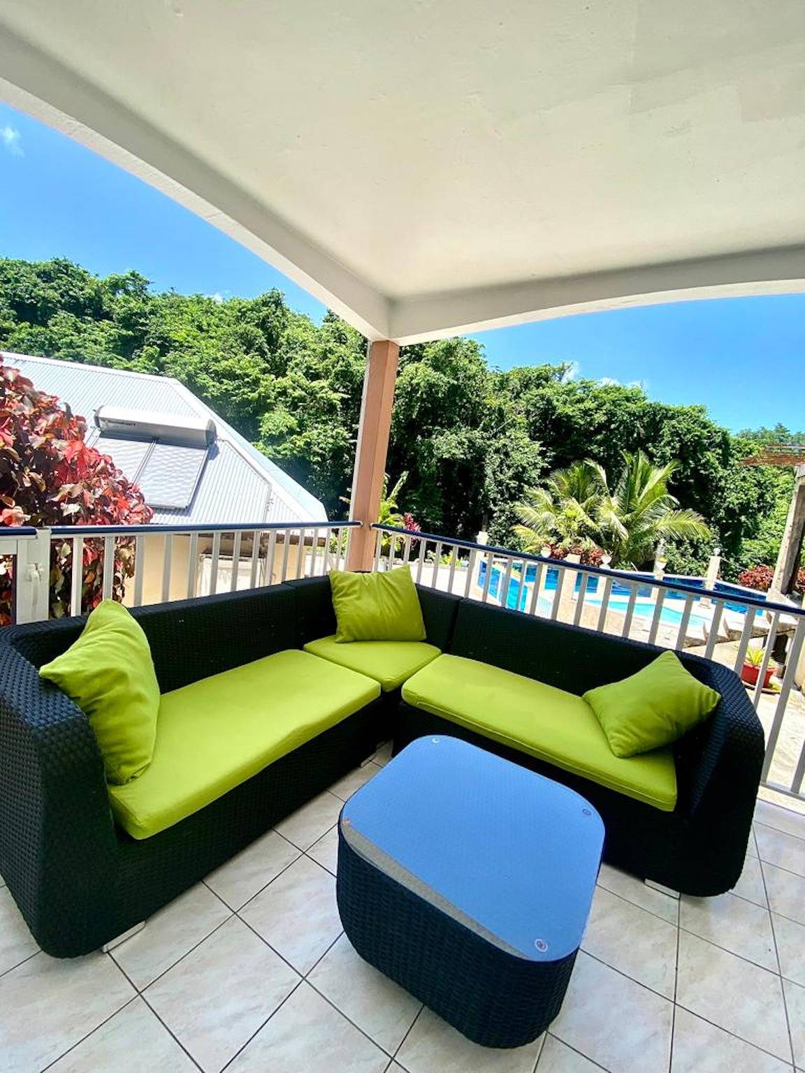 Entire apartment, Charming Apartment in Le Gosier - 53 m² - Shared Pool in Le Gosier, Guadeloupe (Caribbean)