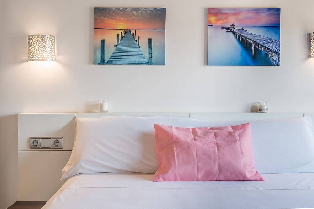 Ganze Wohnung, Ferienwohnung 'Con Vistas A Las Montañas' mit Bergblick, Wi-Fi und Klimaanlage in Vegas del Genil, Granada Provinz