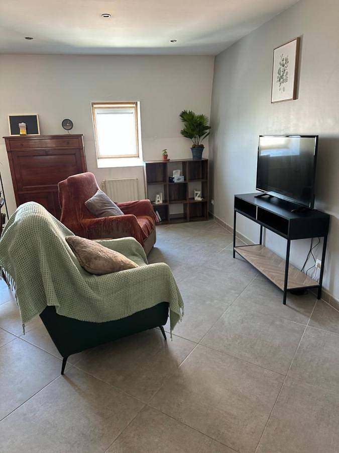 Gîte pour 4 personnes, avec vue à Chambly - 4