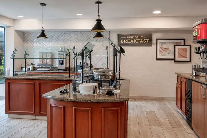 Estudio entero, Staybridge Suites Allentown Bethlehem Airport in Condado de Lehigh