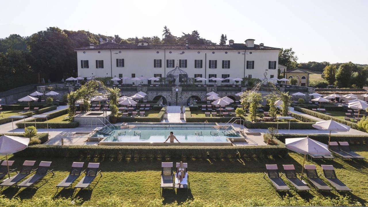 Villa Claudia in Padenghe sul Garda, Gardasee-Berge