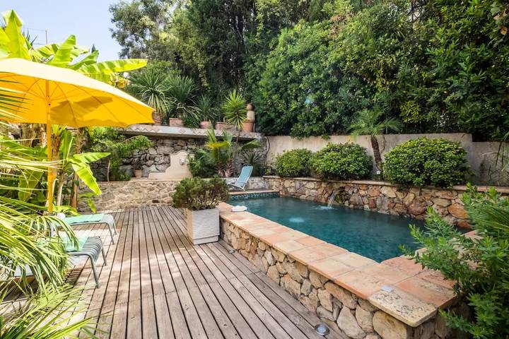 Villa für 6 Personen, mit Pool und Garten sowie Sauna und Ausblick in Cannes - 2