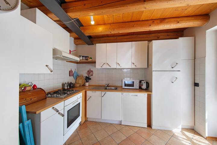 Ganze Wohnung, Ferienwohnung 'Villa Cleila Blu D' mit Bergblick, Gemeinschaftsgarten und Balkon in San Vito di Cadore, Dolomiti Superski
