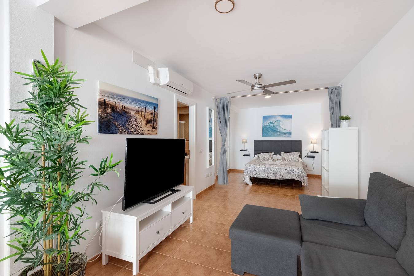 Estudio entero, Estudio vacacional 'Vv Timón' con vistas a la montaña, Wi-Fi y aire acondicionado in Puerto de Mogan, Lomo Quiebre