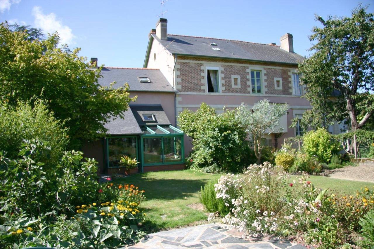 Studio du Chalet de Caharet in Pipriac, Région de Redon