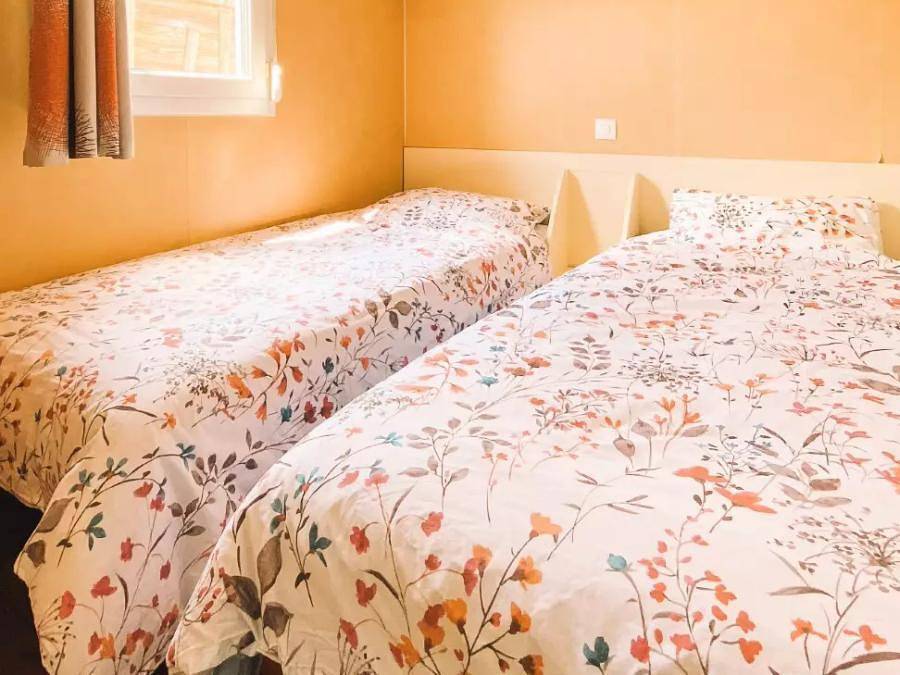 Camping Maeva Escapades de La Geres - Mobilhome 6 personnes - Flores 35m² 6 personnes in Surgères, Région de Rochefort