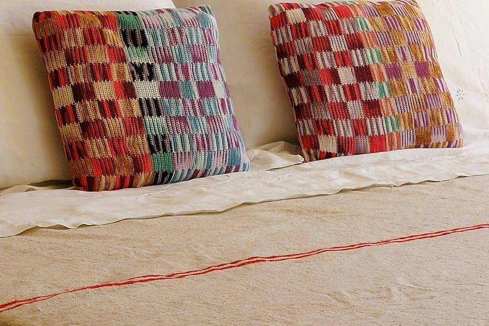 Casa de pueblo with garden and private pool, Ses Salines, Maiorca in Ses Salines, South Majorca