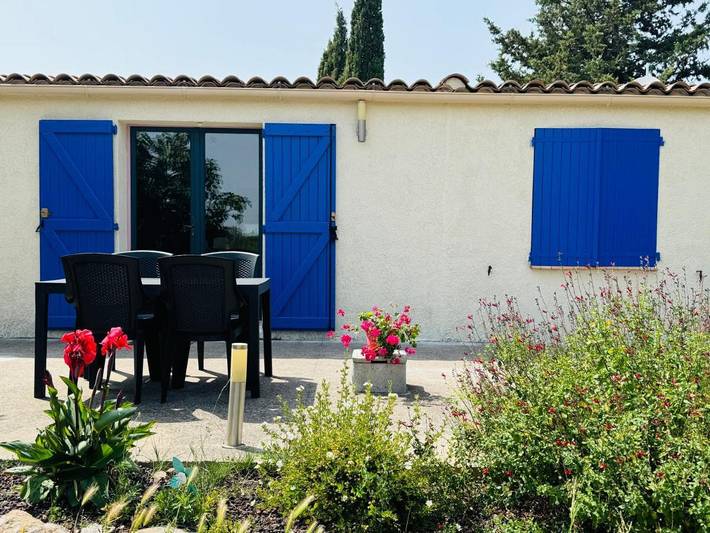 Location de vacances pour 3 personnes, avec jardin et piscine ainsi que terrasse et vue à Lézignan-Corbières - 2