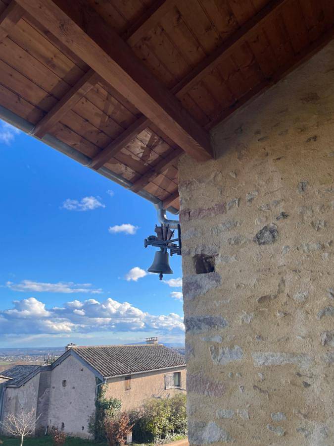 Location de vacances pour 2 personnes à Saint-Amour-Bellevue - 2