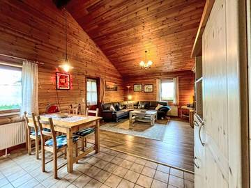 Gîte pour 2 personnes, avec jardin et terrasse à Müllenbach