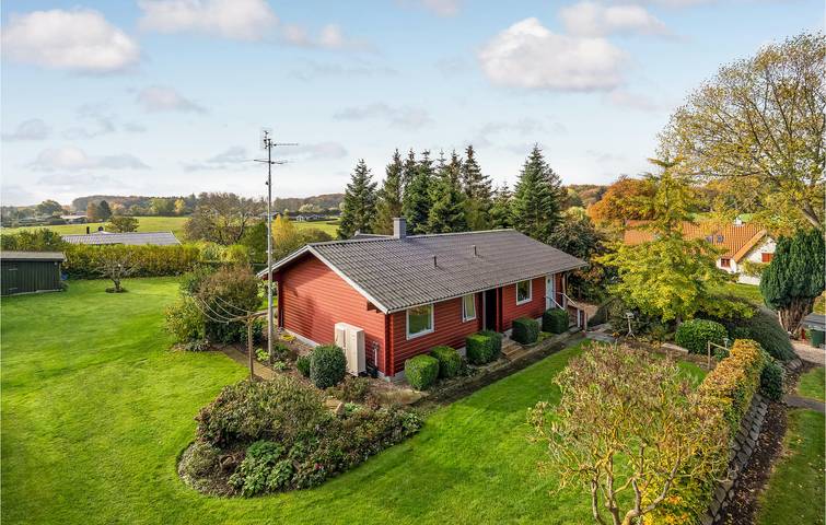 Feriehus for 4 personer, med Terrasse i Spodsbjerg