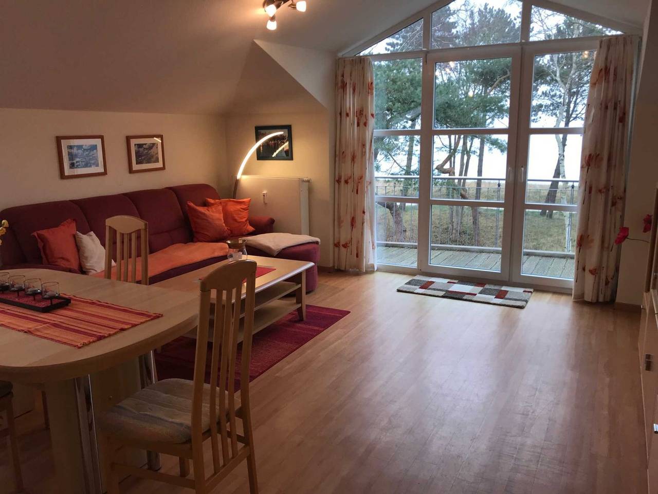 Ganze Ferienwohnung, Meeresblick Panorama Sauna Wlan Fitnessraum Dünenresidenz - zwei Zimmer Küche Bad (Du Badew Bidet) Wlan Sauna Fitnessr. Balkon in Breege, Rügen