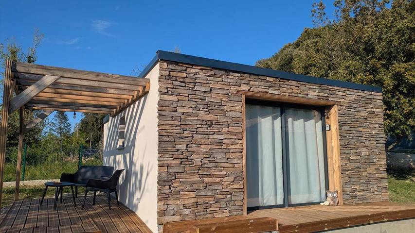 Appartement de vacances pour 2 personnes, avec jardin ainsi que terrasse et vue